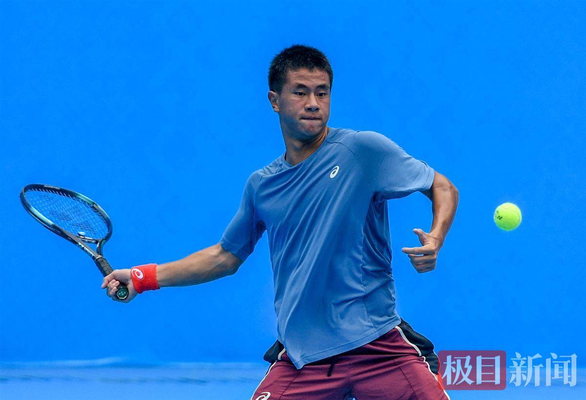 于其他竞争 于其他竞争