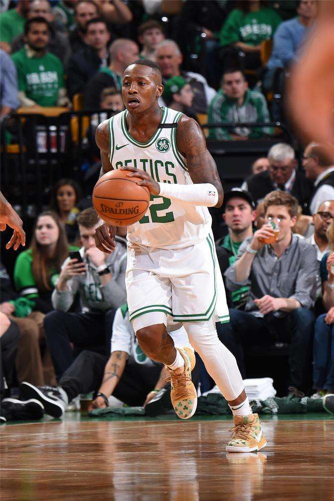 初被媒体列 初被媒体列